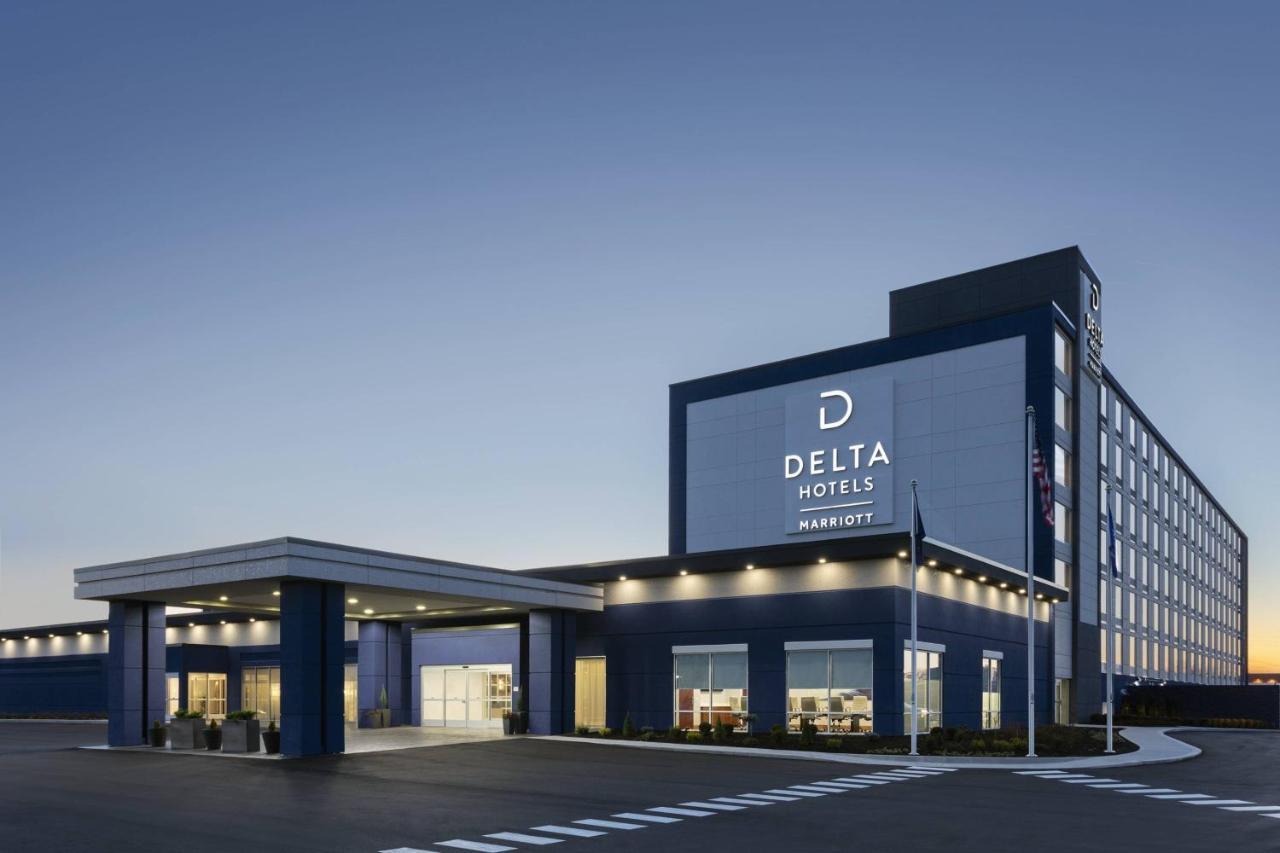 Delta Hotels By Marriott - Indianapolis Airport Exterior photo